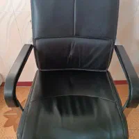 صندلی گردان مدیریتی چرخدار درحد