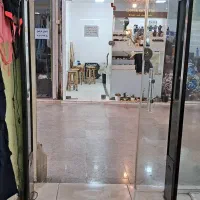 کیت و دستگاه لباس فروشگاهی