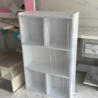کتاب خونه جدید ایستاده