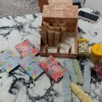 فروش تهدادی لوازم ارایشی با قیمت مناسب