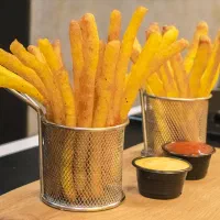 سیب زمینی خلال شده نیمه آماده و درشت