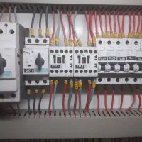 برقکارصنعتی ساختمان نصب پمپ تابلوهای صنعتی