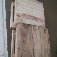 کرسی چوبی برای نشستن