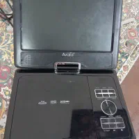 یک عدد دی وی دی