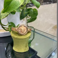 دستبند ورساچه بدون اجرت با چهار درصد