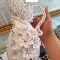 گلدان گلبرجسته سفید چینی