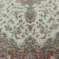 سه عدد فرش9و6و4 700شونه در حد نودر مهدیشهر