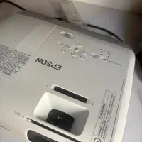 ویدئو پرژکتور Epson سالم و تمیز