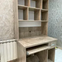 میز کامپیوتر همراه با کتابخانه