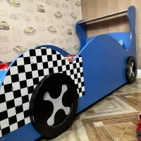 تخت ماشینی با خوشخواب کودک‌ و‌نوجوان