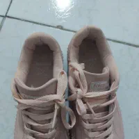 کفش . گیو .|کیف، کفش، کمربند|شهریار, شهریار|دیوار