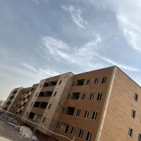 آپارتمان-110متری-فاز6پرند-با-پارکینگ-انباری