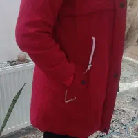 کاپشن کلاه دار در حد نو چند بار بیشتر پوشیده نشده|لباس|صدرا-فارس, فاز ۲|دیوار