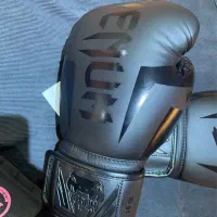 دستکش ونوم اصلی، سلیز ۱۶، رنگ مشکی|تجهیزات ورزشی|تهران, والفجر (افسریه)|دیوار