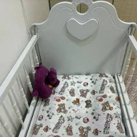 تخت بچه نو|تخت و صندلی بچه|کوچصفهان, |دیوار