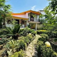 ویلاباغ ۳۵۰متری/۱۶۰متربنا ۳خوابه/درخت میوه|فروش خانه و ویلا|رامسر, |دیوار