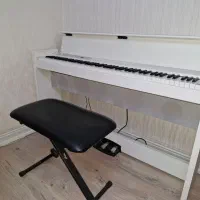 پیانوی سفید KORG مدل LP380 اصل ژاپن