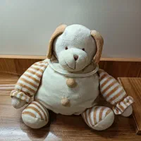 تعدادی عروسک بفروش میرسد|اسباب‌بازی بچه|قم, قلعه کامکار|دیوار