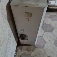 اب گرم کن ۵۰ لیتری کارکرده
