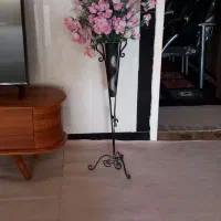 گل و گلدان