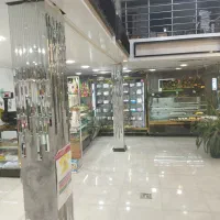 فروشنده خانوم