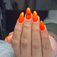 کاشت ناخن|خدمات آرایشگری و زیبایی|اسلامآباد غرب, |دیوار