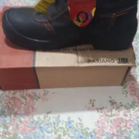 کفش ایمنی اصلی|کیف، کفش، کمربند|میاندوآب, |دیوار