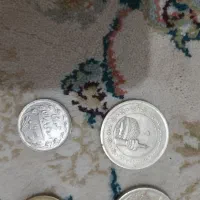 ۳ عدد سکه ۵۰۰۰ تومانی و ۲ عدد ۱۰۰۰ و ۱ عدد ۲|کلکسیون سکه، تمبر، اسکناس|هشتگرد, شهرک آرتیمان|دیوار