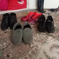 کفش سایز40 همه باهم 300هزارتومن