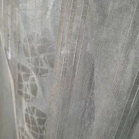 دو  پرده کتان نباتی و یک پرده پارچه ای نقره ابی