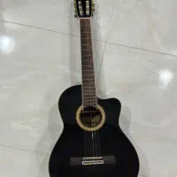 گیتار و مترونوم و کیس