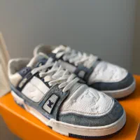 کفش نو لویی ویتون|کیف، کفش، کمربند|شیراز, فرهنگ شهر|دیوار