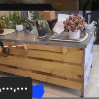 میز و سینک و صندوق و یخچال فریز