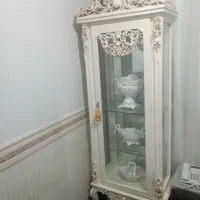 بوفه شیری در حد نو|بوفه، ویترین، کنسول|چهارباغ, |دیوار