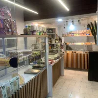 مغازه ۳۳ متری تختی،کوچه کاج