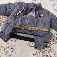 لباس و عروسک|کفش و لباس بچه|صحنه, |دیوار