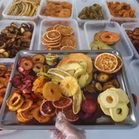 فروش انواع میوه خشک و فریز درایر درجه یک