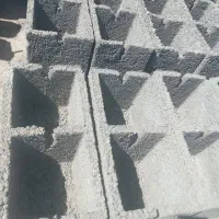 نیازمند دونیروی کارگری