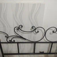 تخت خواب فلزی