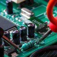 آموزش تعمیر برد ویژه بازار کار