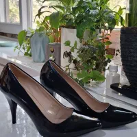 کفش پاشنه ۵ سانتی ترک سایز ۳۹