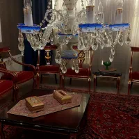 یک جفت لوستر کریستالی قدیمی