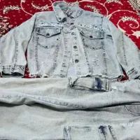 لباس بچهگانه|کفش و لباس بچه|رشت, باهنر|دیوار