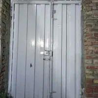 درب حیاط در حد نو