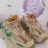 کفش نایک v2نو