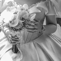 اتلیه  عروس داماد  کادر  بانوان