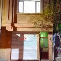 ملک تجاری (مغازه+مسکونی) حاشیه خیابان بدر آشخانه