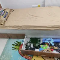 تخت نوجوان|تخت و سرویس خواب|گلستان (تهران), |دیوار
