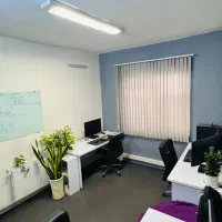 اجاره دفتر کار تجهیزشده|اجارهٔ کوتاهمدت دفتر کار و فضای آموزشی|اصفهان, فیض|دیوار