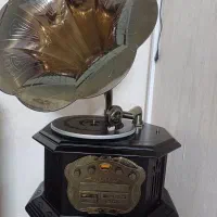 گرامافون در حد نو